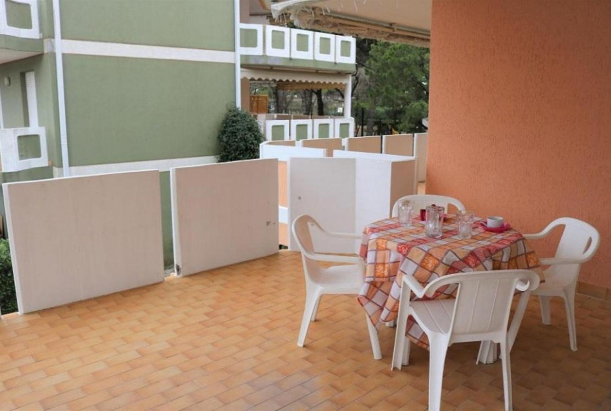 Spacious With Big Terrace Apartment